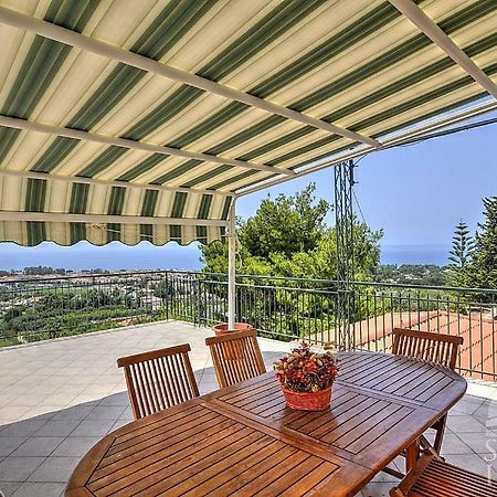 Casa Renata Villa Кастелабате Екстериор снимка